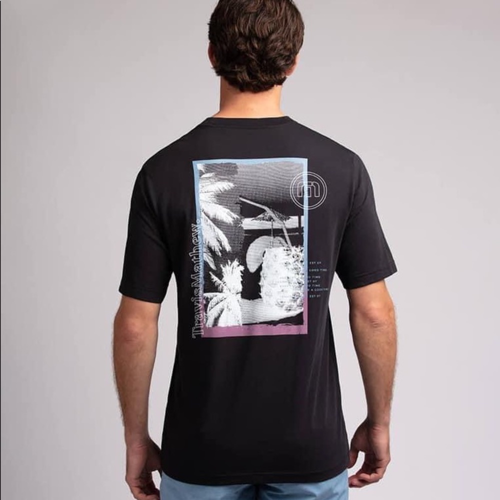 New with tags Travis Mathew men’s tshirt